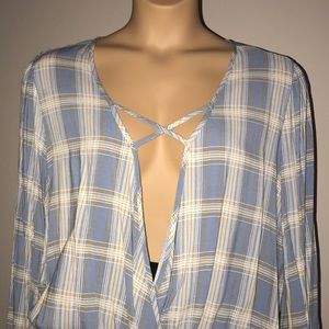 Plaid bell sleeve blouse